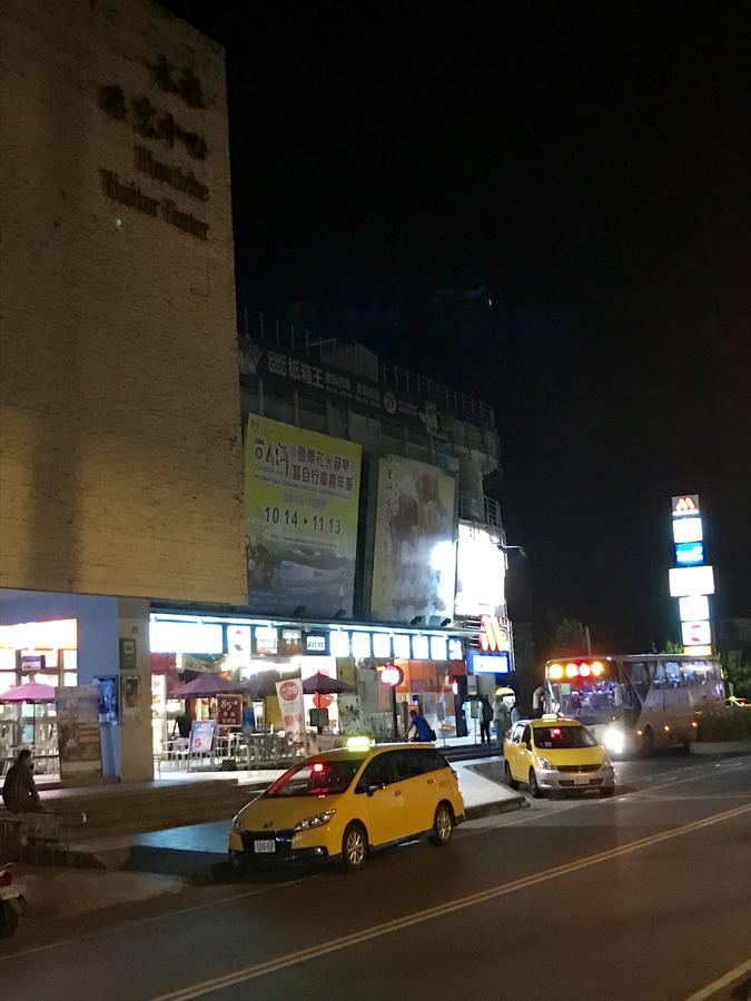 Minren Hotel Jücsi Kültér fotó
